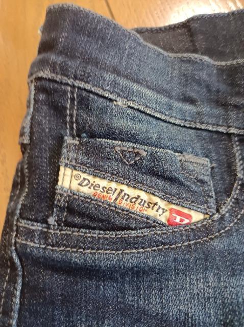 DIESEL★ディーゼル★柔らか伸び伸びデニム★Gパン.ジーンズ★美脚交換抜群★脚長★新品同様★@ < ブランド DIESEL★ディーゼル★柔らか伸び伸びデニム★Gパン.ジーンズ★美脚交換抜群★脚長★新品同様★@ < ブランドの