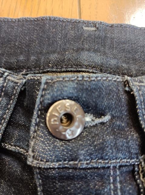DIESEL★ディーゼル★柔らか伸び伸びデニム★Gパン.ジーンズ★美脚交換抜群★脚長★新品同様★@ < ブランド DIESEL★ディーゼル★柔らか伸び伸びデニム★Gパン.ジーンズ★美脚交換抜群★脚長★新品同様★@ < ブランドの