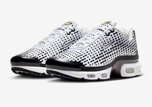 ��NIKE AIR MAX �v���X 7��  �� �u�����h�� 