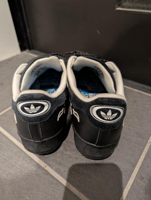 adidas/�A�f�B�_/�X�j�[�J�[/�C/SUPERSTAR/�X�[�p�[�X�^�[/�t�@�C�A�[�p�^�[��/US12/30cm/�A���J�W �� �u�����h�� 