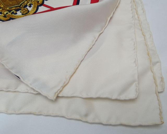 HERMES エルメス カレ90 SPRINGS 馬車柄 シルクスカーフ ホワイト系マルチカラー<USED>【送料無料】 < ブランド  HERMES エルメス カレ90 SPRINGS 馬車柄 シルクスカーフ ホワイト系マルチカラー<USED>【送料無料】 < ブランドの