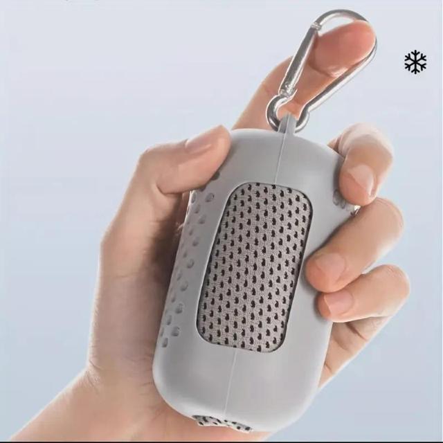 超お買い得390円★ジム&ワークアウト用クイックドライ冷却スポーツタオル - 吸汗軽量、エルゴノミックハンドル付き グレー < レジャー/スポーツ  超お買い得390円★ジム&ワークアウト用クイックドライ冷却スポーツタオル - 吸汗軽量、エルゴノミックハンドル付き グレー < レジャー/スポーツの