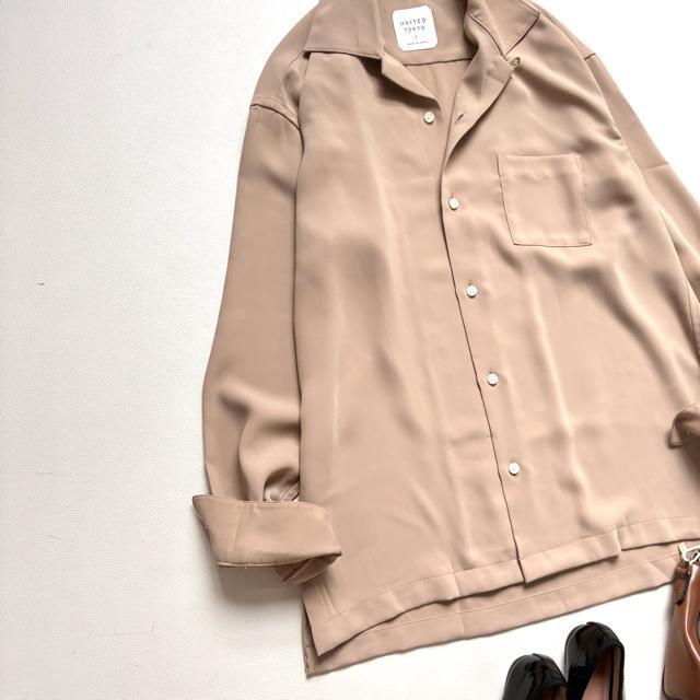 ◆美品◆ユナイテッドトウキョウ◆ビッグシルエットシャツチュニック◆ベージュ◆M < 女性ファッション  ◆美品◆ユナイテッドトウキョウ◆ビッグシルエットシャツチュニック◆ベージュ◆M < 女性ファッションの