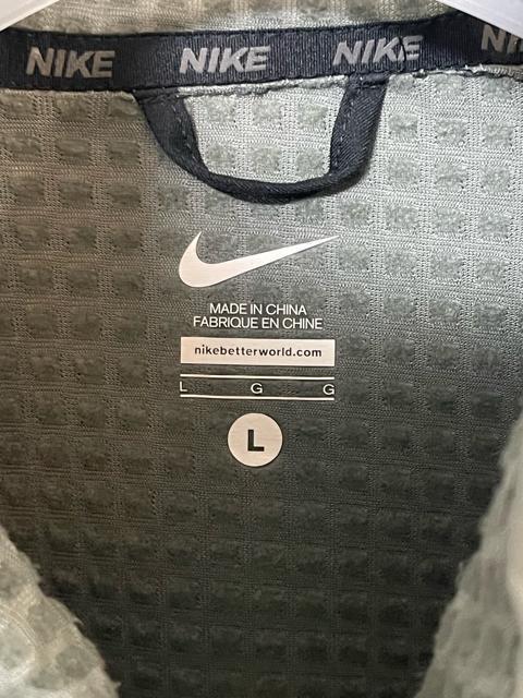 Nike �i�C�L�@�i�C�����W���P�b�g �O���[/�u���b�N �T�C�YL �i�C�����W���P�b�g �E�B���h�u���[�J�[ �W���[�W NIKE �� �u�����h�� 