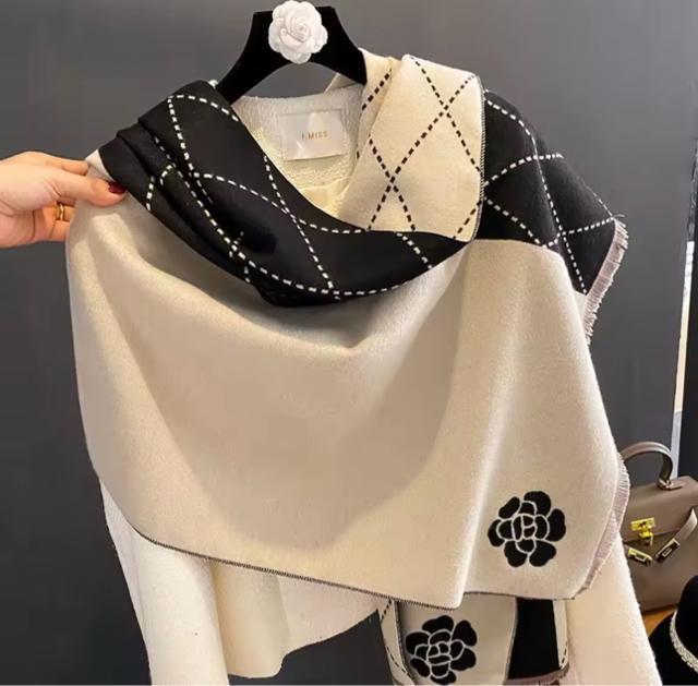 マフラー ショール 大判ストール リバーシブル 花 モチーフ・ ブランケット・スカーフ SALE 大人気 < 女性ファッション マフラー ショール 大判ストール リバーシブル 花 モチーフ・ ブランケット・スカーフ SALE 大人気 < 女性ファッションの