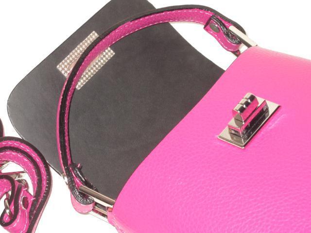 未使用☆牛革ワンハンドルハンドバッグ*2wayショルダー*ピンク < 女性ファッション  未使用☆牛革ワンハンドルハンドバッグ*2wayショルダー*ピンク < 女性ファッションの