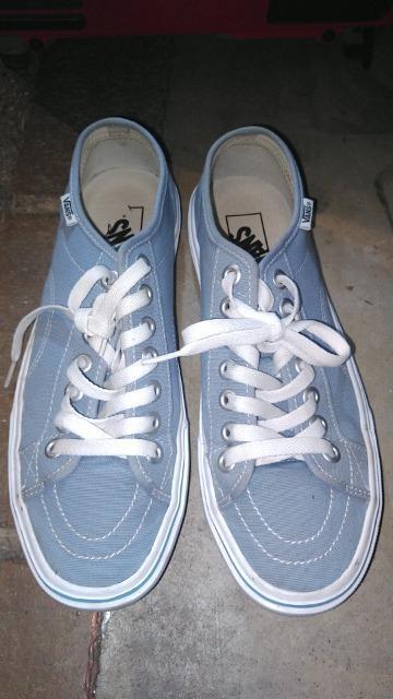 VANS ローカットスニーカー 27.5cm 難あり 水色?グレー? < 男性ファッション VANS ローカットスニーカー 27.5cm 難あり 水色?グレー? < 男性ファッションの