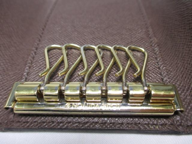 美品 ルイヴィトン ダミエ 6連 キーケース N62630 中古本物 < ブランド  美品 ルイヴィトン ダミエ 6連 キーケース N62630 中古本物 < ブランドの