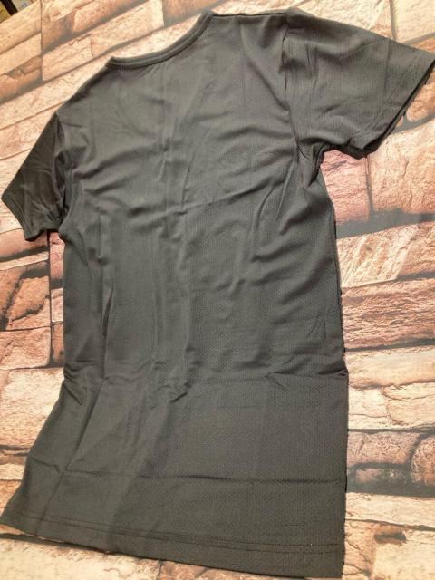 送料無料!洗練されたフォルムのメンズV首半袖シャツ【SAPPY】(ハニカムメッシュ&フェイクボーダーから)1枚 < 男性ファッション 送料無料!洗練されたフォルムのメンズV首半袖シャツ【SAPPY】(ハニカムメッシュ&フェイクボーダーから)1枚 < 男性ファッションの