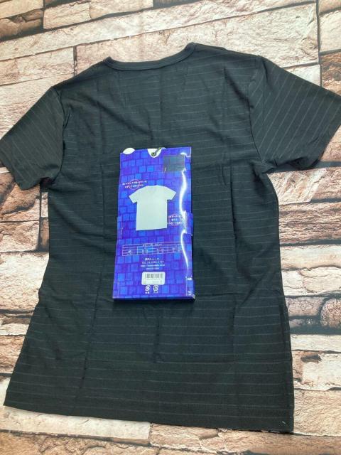 送料無料!洗練されたフォルムのメンズV首半袖シャツ【SAPPY】(ハニカムメッシュ&フェイクボーダーから)1枚 < 男性ファッション 送料無料!洗練されたフォルムのメンズV首半袖シャツ【SAPPY】(ハニカムメッシュ&フェイクボーダーから)1枚 < 男性ファッションの