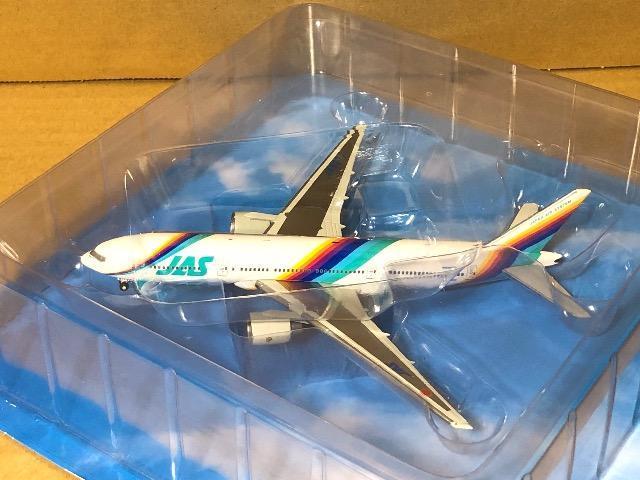 fASXeB[j JALq@RNV No.3 1/400 JAS B777-200 JA8977 {GAVXe  zr[ 