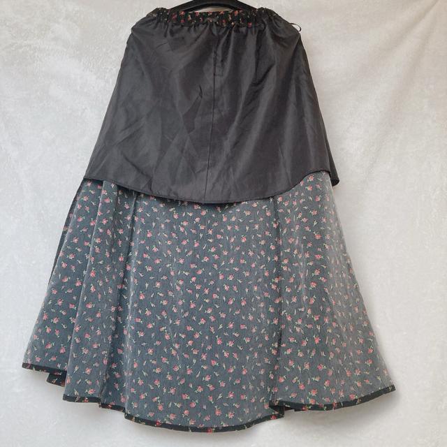 GU ジーユー ゴシック クラシカル 小花柄 フレア ロングスカート 黒 赤 N2m < ブランド GU ジーユー ゴシック クラシカル 小花柄 フレア ロングスカート 黒 赤 N2m < ブランドの