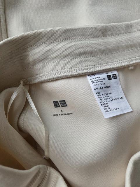 UNIQLO/スカート★アイボリーホワイトのウレタンスカート < ブランド  UNIQLO/スカート★アイボリーホワイトのウレタンスカート < ブランドの