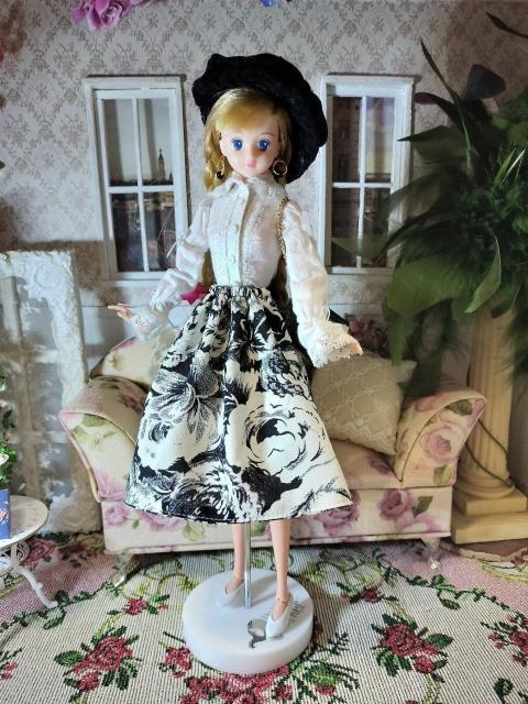 �W�F�j�[Friend�X�[�p�[�����O�w�A�[�e�B���e���{�f�B�{��&�A�E�g�t�B�b�g�Z�b�g �� ��������� 