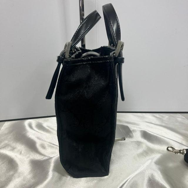 NINA RICCI ニナリッチ ミニバッグ ブラック 小銭入れ付き 箱付き < ブランド NINA RICCI ニナリッチ ミニバッグ ブラック 小銭入れ付き 箱付き < ブランドの