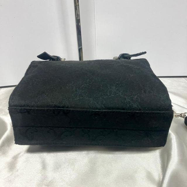 NINA RICCI ニナリッチ ミニバッグ ブラック 小銭入れ付き 箱付き < ブランド NINA RICCI ニナリッチ ミニバッグ ブラック 小銭入れ付き 箱付き < ブランドの