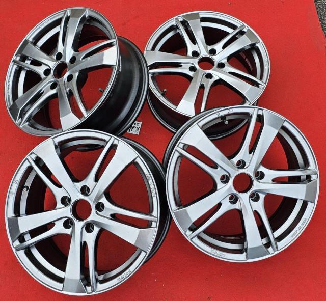 ブリヂストン SUVENCER AW5Sアルミホイール 17インチ7J+40 PCD114.3 ホイールのみ4本セツトプレウスα < 自動車/バイク ブリヂストン SUVENCER AW5Sアルミホイール 17インチ7J+40 PCD114.3 ホイールのみ4本セツトプレウスα < 自動車/バイク