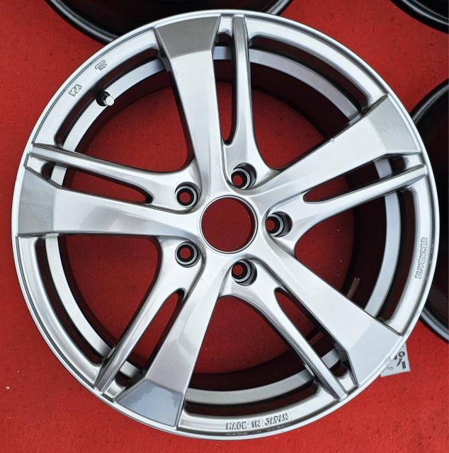 ブリヂストン SUVENCER AW5Sアルミホイール 17インチ7J+40 PCD114.3 ホイールのみ4本セツトプレウスα < 自動車/バイク ブリヂストン SUVENCER AW5Sアルミホイール 17インチ7J+40 PCD114.3 ホイールのみ4本セツトプレウスα < 自動車/バイク