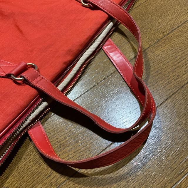 激レア モスキーノ MOSCHINO ナイロンブリーフケース レッド < ブランド  激レア モスキーノ MOSCHINO ナイロンブリーフケース レッド < ブランドの