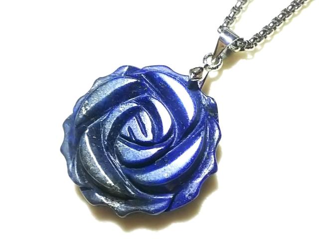 天然石★ラピスラズリ 薔薇彫り ペンダント < 女性アクセサリー/時計 天然石★ラピスラズリ 薔薇彫り ペンダント < 女性アクセサリー/時計の