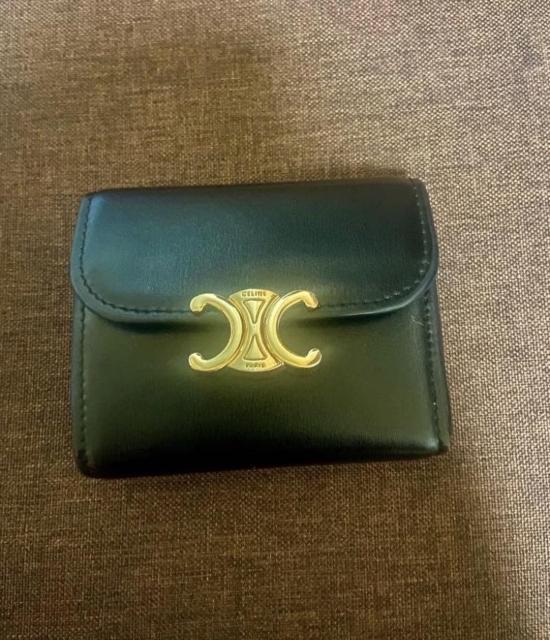 セリーヌ トリオンフ スモール フラップウォレット ミニ財布 黒 < ブランド セリーヌ トリオンフ スモール フラップウォレット ミニ財布 黒 < ブランドの