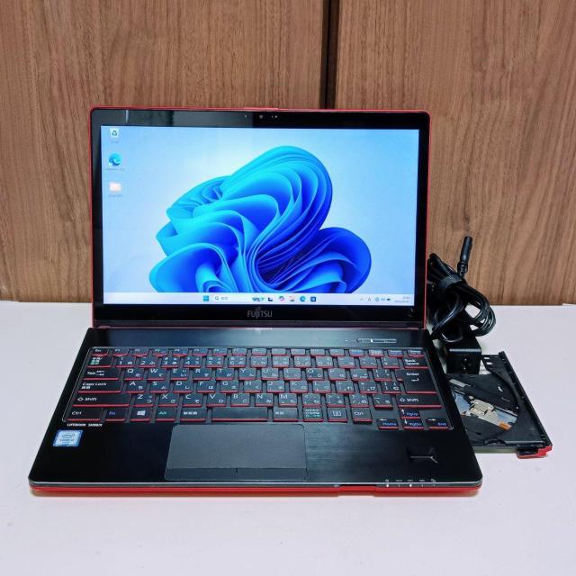 FUJITSU LIFEBOOK Corei5 ������8GB SSD256GB Windows11 Web�J���� DVD ���𑜓x �� PC�{��/���Ӌ@��� 