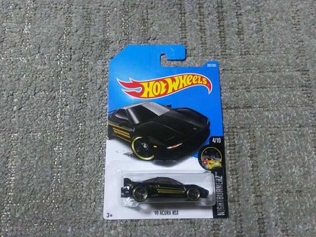 HW '17 アキュラ NSX 黒 金ライン 未開封 < ホビー HW '17 アキュラ NSX 黒 金ライン 未開封 < ホビーの