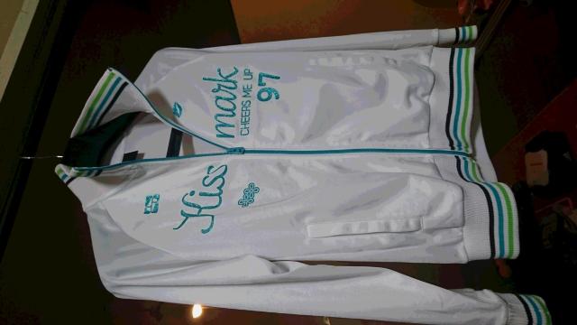 Kissmark  W[W gbNWPbg  ~^bN   uh 