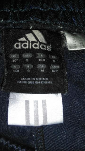 adidas(アディダス)古着♪短パン紺♪サイズM < ブランド  adidas(アディダス)古着♪短パン紺♪サイズM < ブランドの