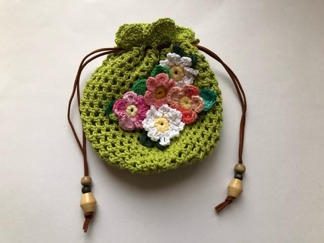 ハンドメイド ポーチ 真っ白なマーガレットとカラフルお花♪ コットン リンネル < 女性ファッション  ハンドメイド ポーチ 真っ白なマーガレットとカラフルお花♪ コットン リンネル < 女性ファッションの