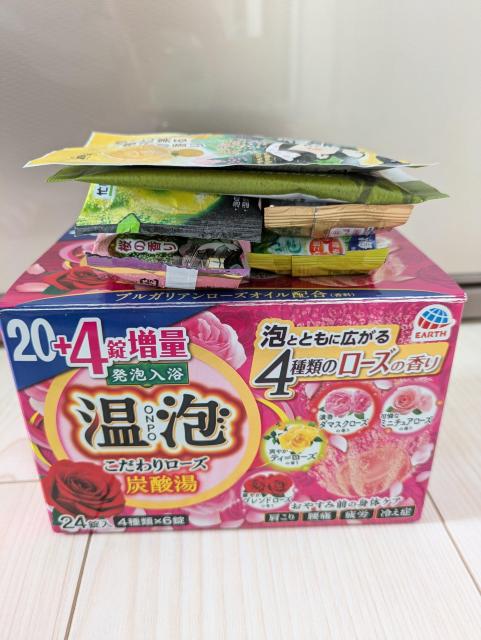 温泡 こだわりローズ バブ 入浴剤 おまけつき 発泡入浴 < インテリア/ライフ  温泡 こだわりローズ バブ 入浴剤 おまけつき 発泡入浴 < インテリア/ライフの