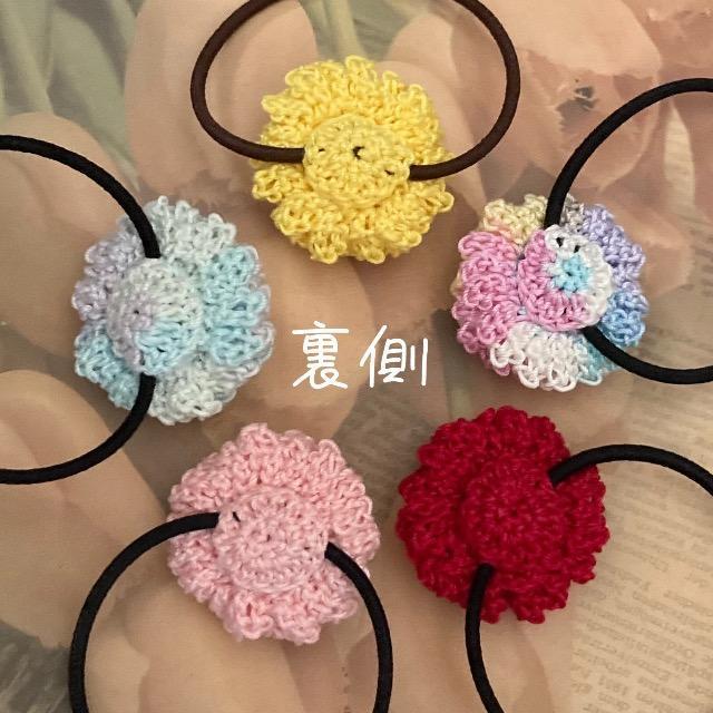 ハンドメイド レース編み お花モチーフのヘアゴム(ピンポンマム) < 女性ファッション  ハンドメイド レース編み お花モチーフのヘアゴム(ピンポンマム) < 女性ファッションの