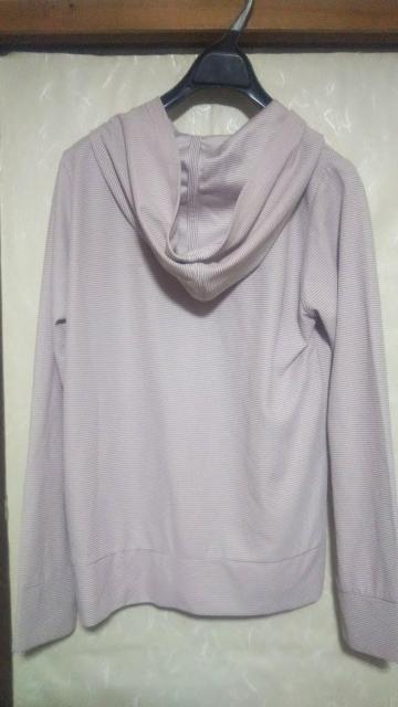 UVカット機能付きピンク×ホワイトレディース長袖パーカー Mサイズ 難あり 送料無料 < 女性ファッション  UVカット機能付きピンク×ホワイトレディース長袖パーカー Mサイズ 難あり 送料無料 < 女性ファッションの