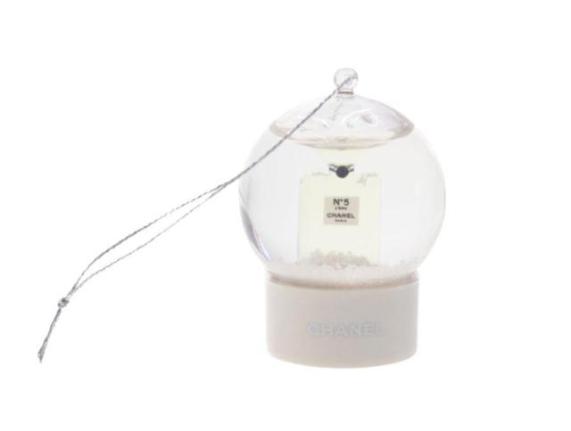 シャネル ノベルティ N°5 ロー ミニスノードーム L'EAU 香水瓶 ストラップ付き CHANEL BEAUTE【正規品】 < ブランド  シャネル ノベルティ N°5 ロー ミニスノードーム L'EAU 香水瓶 ストラップ付き CHANEL BEAUTE【正規品】 < ブランドの
