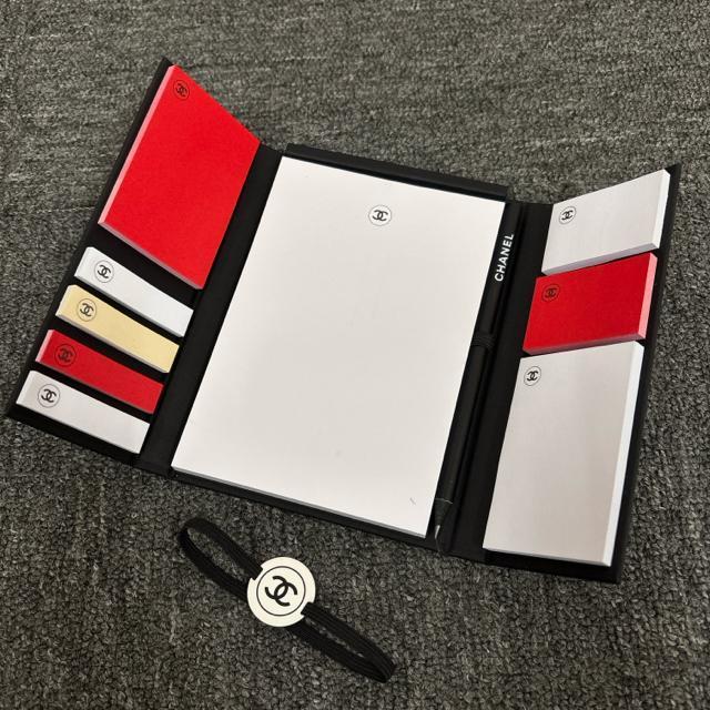  gp CHANEL Vl LA COLLECTION   uh 