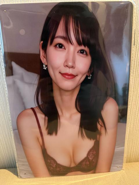 �V�i�@�u���L�Ŕ� �� �C���e���A/���C�t�� 