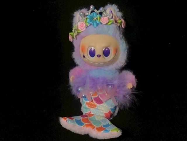 【激レア】LABUBU ラブブ カスタム ぬいぐるみ マーメイド 人魚 1点物 POPMART ポップマート ハンドメイド 美品 < おもちゃ 【激レア】LABUBU ラブブ カスタム ぬいぐるみ マーメイド 人魚 1点物 POPMART ポップマート ハンドメイド 美品 < おもちゃの