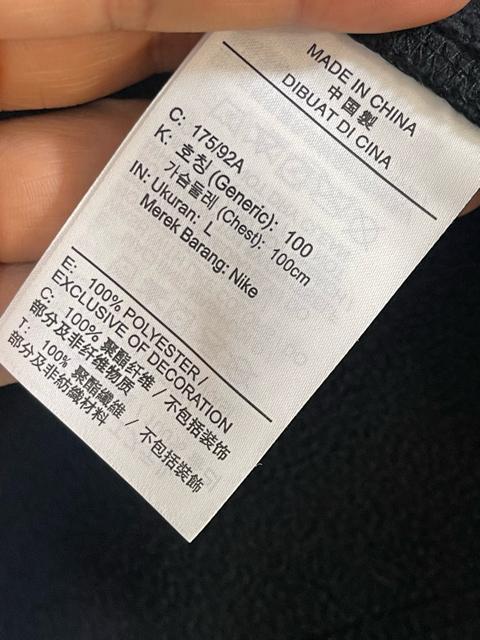 �i�C�L �v�� Therma-FIT �����Y �t���W�b�v �t�[�f�b�h �W���P�b�g�T�C�YL���@�u���b�N�iNike Pro �� �u�����h�� 