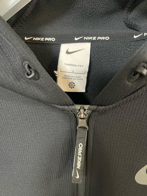 �i�C�L �v�� Therma-FIT �����Y �t���W�b�v �t�[�f�b�h �W���P�b�g�T�C�YL���@�u���b�N�iNike Pro �� �u�����h�� 