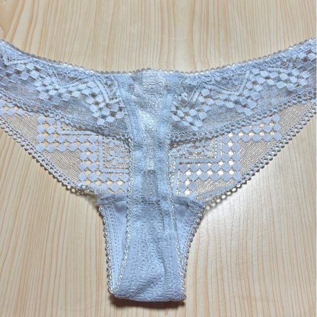 新品未着用★Mサイズ★Tバック総レース ショーツ★淡ブルー < 女性ファッション 新品未着用★Mサイズ★Tバック総レース ショーツ★淡ブルー < 女性ファッションの