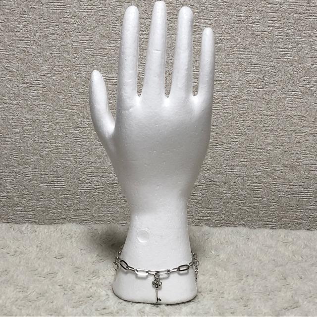 yVizL[`[WW`F[uXbg  ANZT[/v 