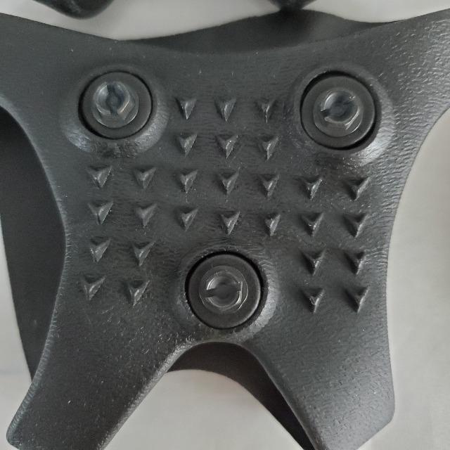 ★すべ・らんぞう!雪道!凍結路用!滑り止め!★自身の履き物に < 男性ファッション ★すべ・らんぞう!雪道!凍結路用!滑り止め!★自身の履き物に < 男性ファッションの