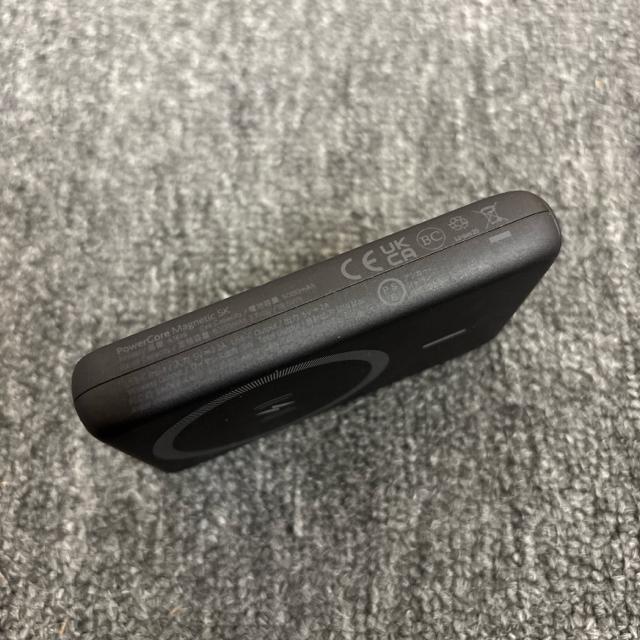 ���� Anker PowerCore Magnetic 5K A1619 �� �Ɠd/AV�� 