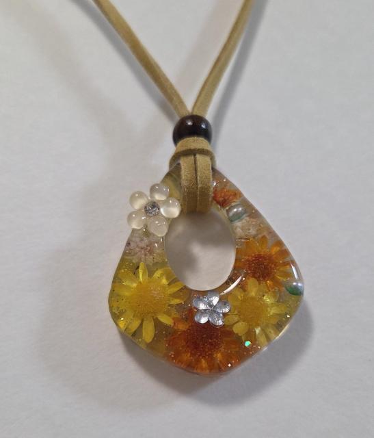 天然石とドライフラワーレジンネックレス★ レジンネックレス 天然石ネックレス ドライフラワーネックレス ハンドメイド < 女性ファッション 天然石とドライフラワーレジンネックレス★ レジンネックレス 天然石ネックレス ドライフラワーネックレス ハンドメイド < 女性ファッションの