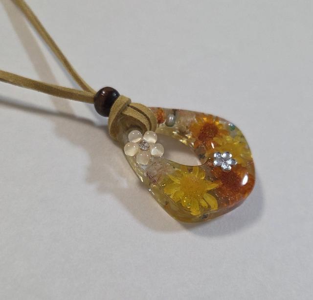 天然石とドライフラワーレジンネックレス★ レジンネックレス 天然石ネックレス ドライフラワーネックレス ハンドメイド < 女性ファッション 天然石とドライフラワーレジンネックレス★ レジンネックレス 天然石ネックレス ドライフラワーネックレス ハンドメイド < 女性ファッションの