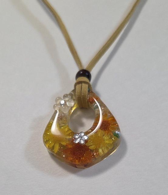 天然石とドライフラワーレジンネックレス★ レジンネックレス 天然石ネックレス ドライフラワーネックレス ハンドメイド < 女性ファッション 天然石とドライフラワーレジンネックレス★ レジンネックレス 天然石ネックレス ドライフラワーネックレス ハンドメイド < 女性ファッションの