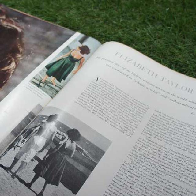 激レア【輸入雑誌】Look/ルック Elizabeth Taylor -1960.4.12- 【ヴィンテージ物】 < 本/雑誌  激レア【輸入雑誌】Look/ルック Elizabeth Taylor -1960.4.12- 【ヴィンテージ物】 < 本/雑誌の