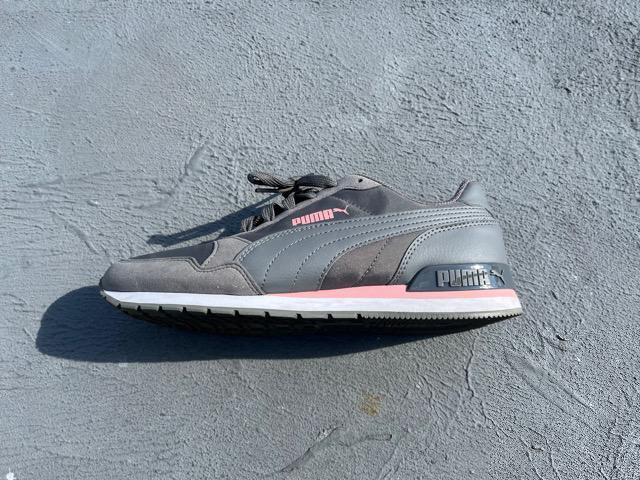 PUMAXj[J[  uh 