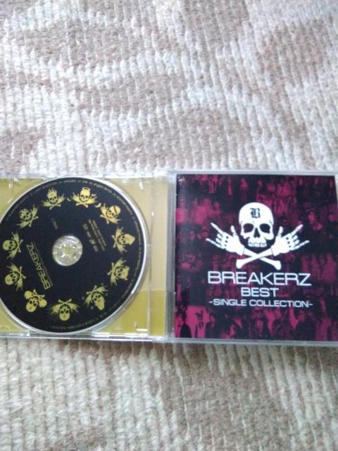 BREAKERZ BEST〜SINGLE COLLECTION〜 < CD/DVD/ビデオ  BREAKERZ BEST〜SINGLE COLLECTION〜 < CD/DVD/ビデオの