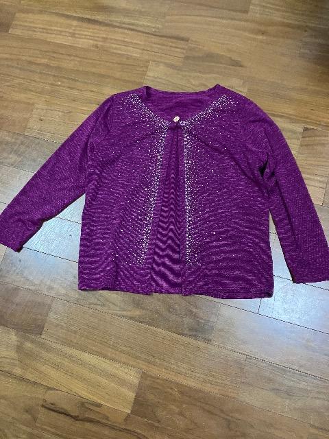 美品 パープルのカーディガン < 女性ファッション  美品 パープルのカーディガン  < 女性ファッションの
